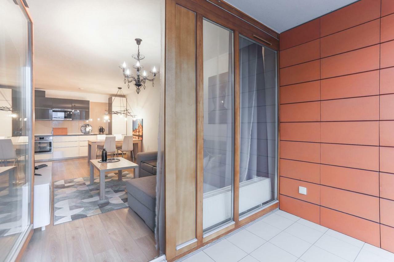 Apartmate Spacious Apartment With Balcony Oldtown For 6 People Gdansk Exterior photo